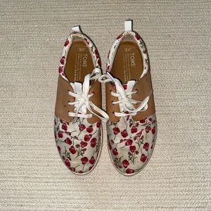 TOMS Poppy Pattern Sneakers